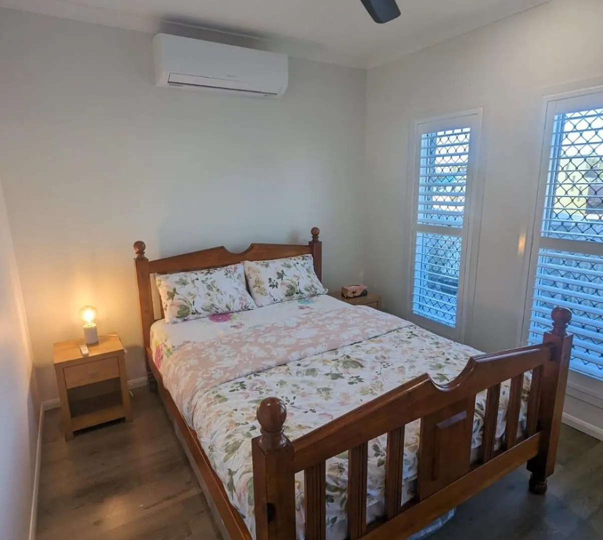 Immaculate 2-Beds Entire House Chermside Μπρίσμπεϊν